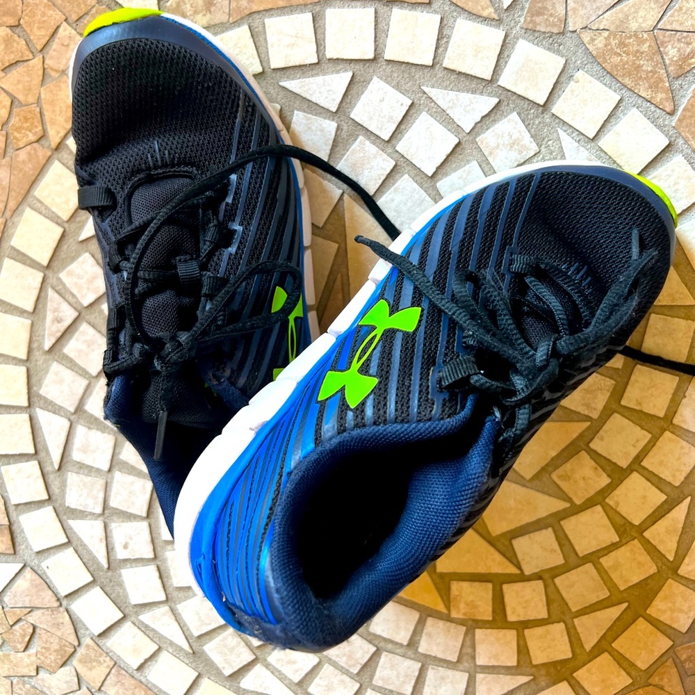 Boys Under Armour sneakers